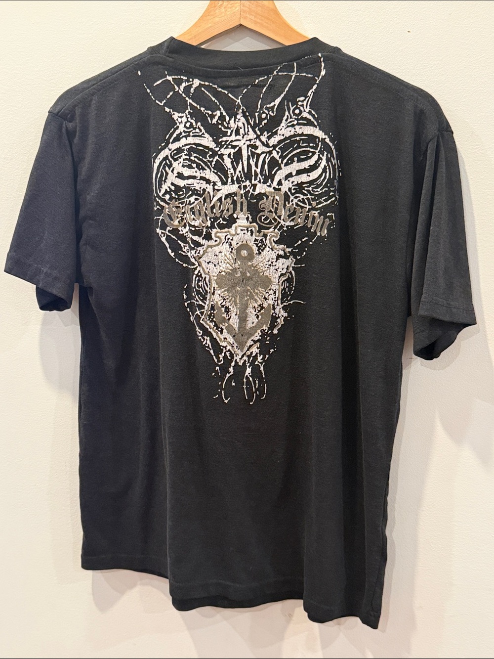 Y2K Silver Wing Graphic tshirt - Picture 3 of 3